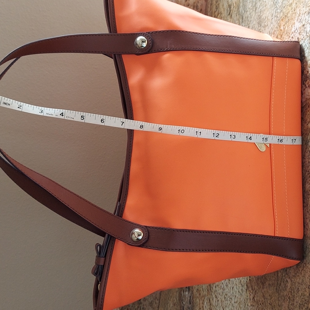 Kate Spade tote - Picture 4 of 8